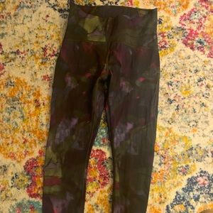 Lululemon leggings size 6